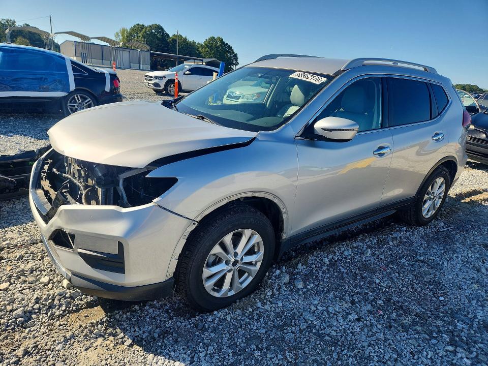 2018 Nissan Rogue მანქანა იყიდება აუქციონზე, vin: 5N1AT2MT2JC828865, აუქციონის ნომერი: 68862176