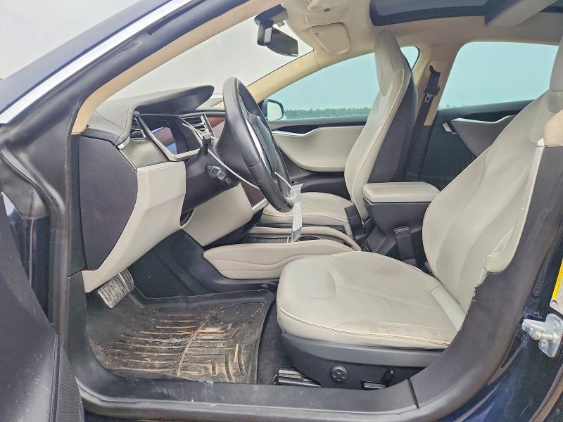 67638336 :رقم المزاد ، 5YJSA1CPXCFP01817 vin ، 2012 Tesla Model S مزاد بيع