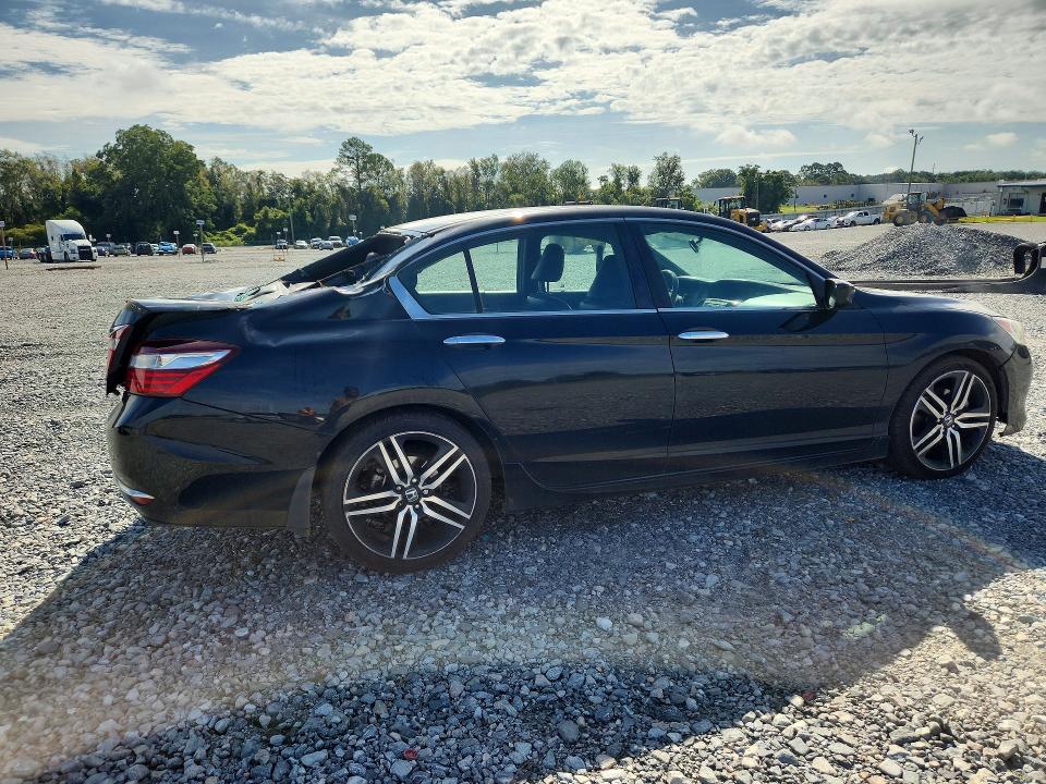 68660136 :رقم المزاد ، 1HGCR2F59HA242200 vin ، 2017 Honda Accord مزاد بيع