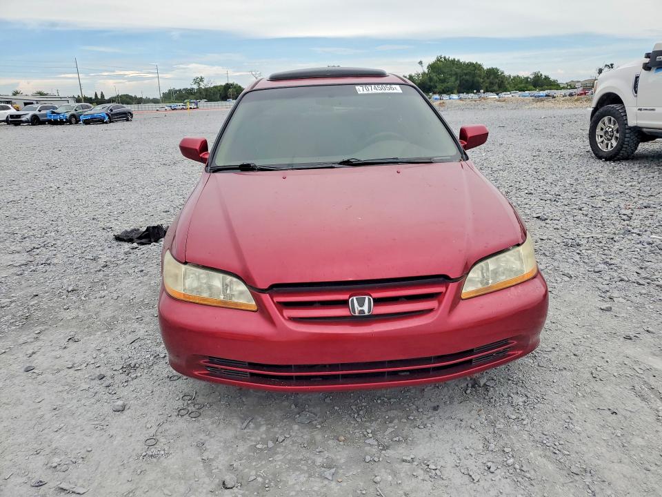 70745056 :رقم المزاد ، 1HGCG165X1A072094 vin ، 2001 Honda Accord مزاد بيع