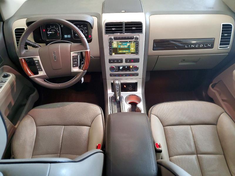 Продаж на аукціоні авто 2010 Lincoln Mkx, vin: 2LMDJ8JC9ABJ27853, номер лоту: 67736736