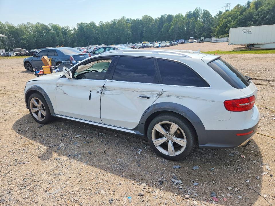 Продажа на аукционе авто 2015 Audi A4 Allroad, vin: WA1UFAFL4FA001589, номер лота: 67658946