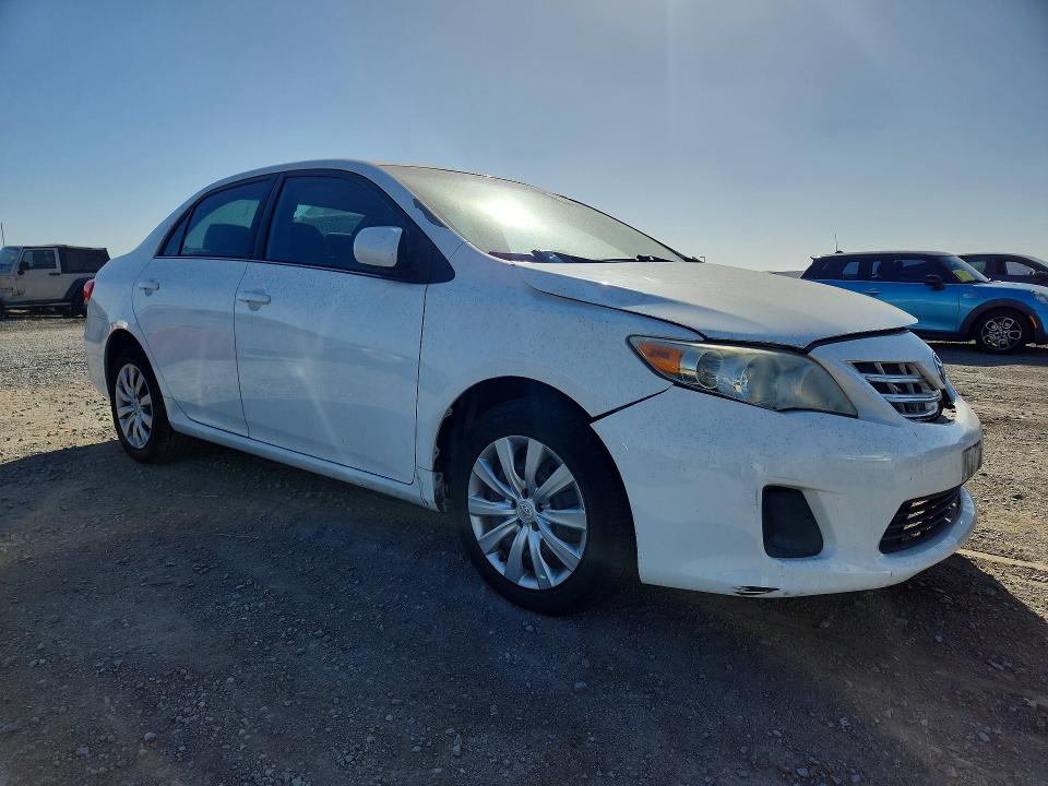 71225756 :رقم المزاد ، 5YFBU4EE1DP152440 vin ، 2013 Toyota Corolla مزاد بيع