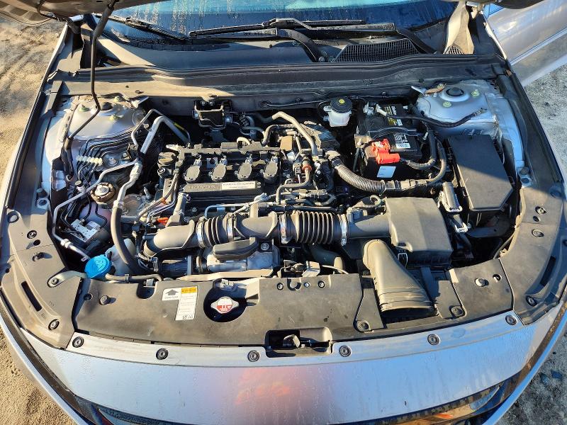 Продажа на аукционе авто 2018 Honda Accord, vin: 1HGCV1F67JA113828, номер лота: 68434276