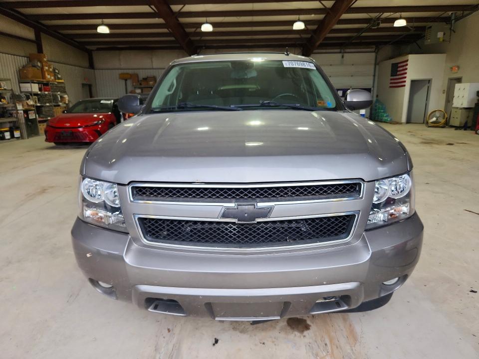 2009 Chevrolet Suburban მანქანა იყიდება აუქციონზე, vin: 1GNFK26379R270568, აუქციონის ნომერი: 70769816