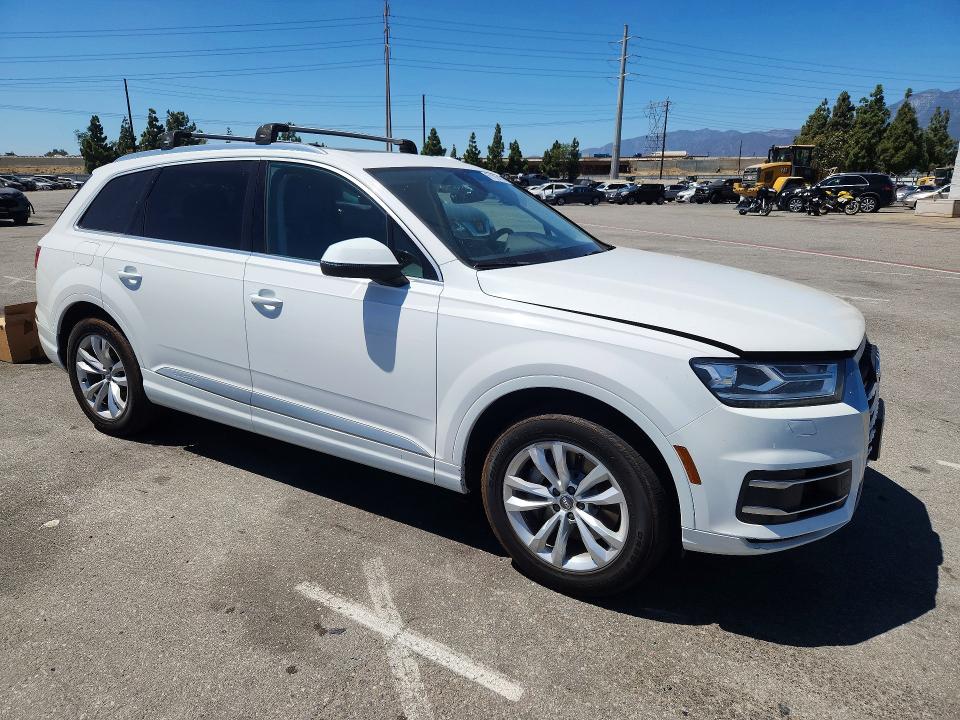 67197416 :رقم المزاد ، WA1LAAF7XJD024766 vin ، 2018 Audi Q7 مزاد بيع