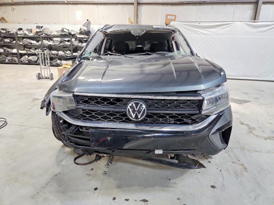 Продажа на аукционе авто 2024 Volkswagen Taos, vin: 3VVSX7B26RM118366, номер лота: 69047236