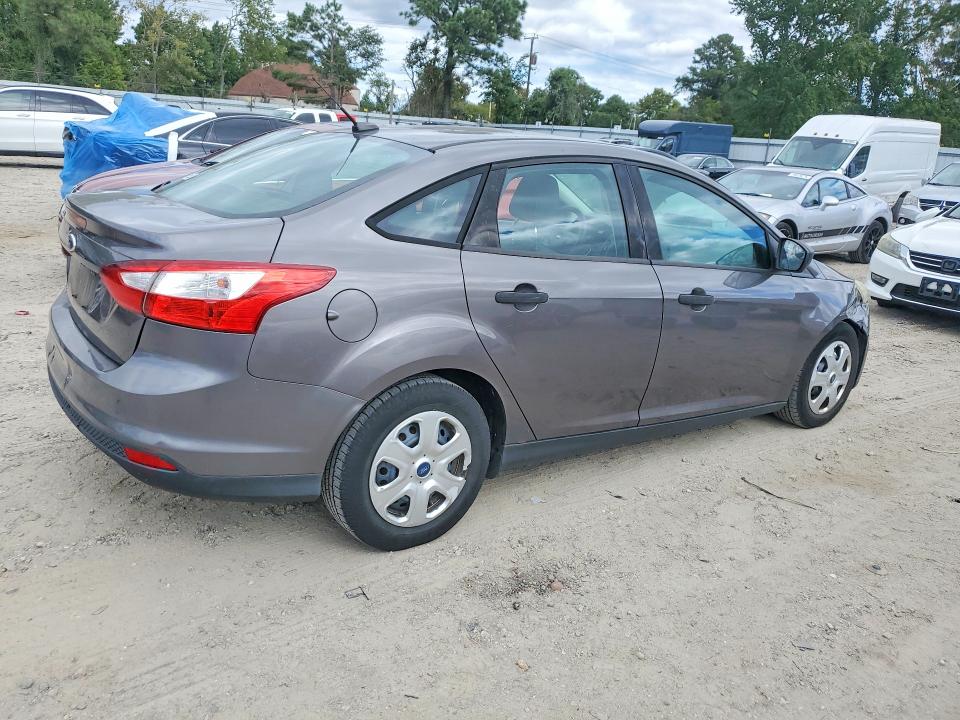 Продажа на аукционе авто 2012 Ford Focus, vin: 1FAHP3E21CL277100, номер лота: 70814326