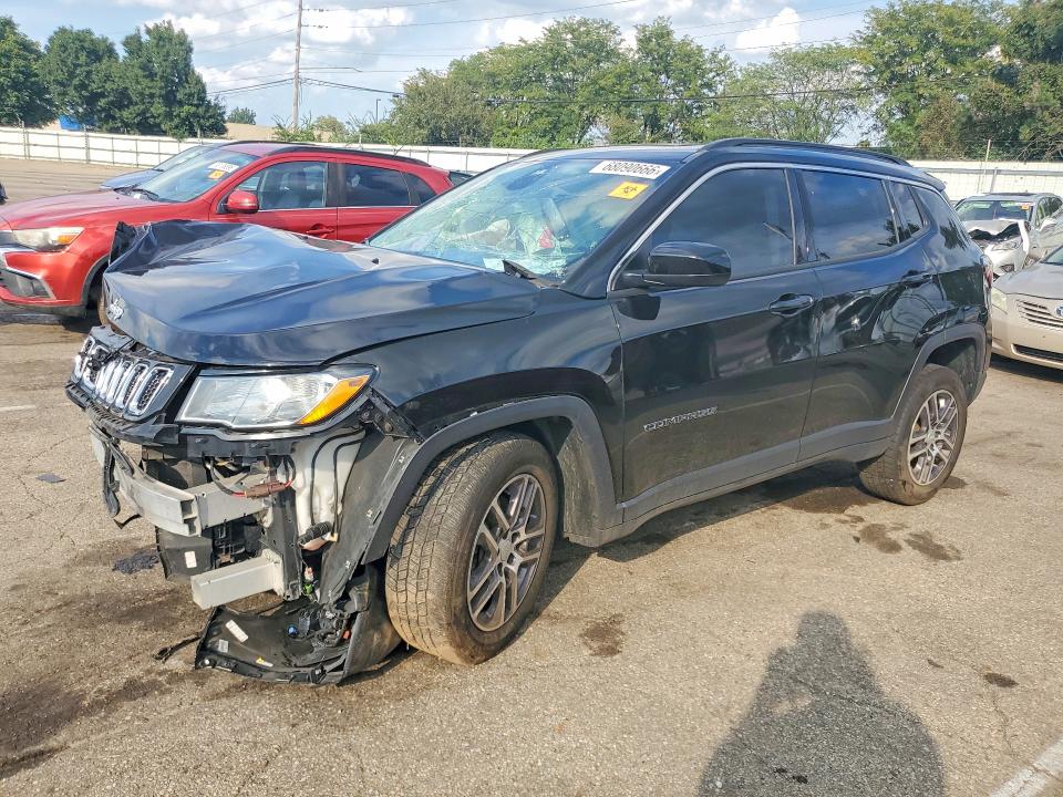 Auction sale of the 2017 Jeep Compass, vin: 3C4NJDBB4HT666138, lot number: 68090666