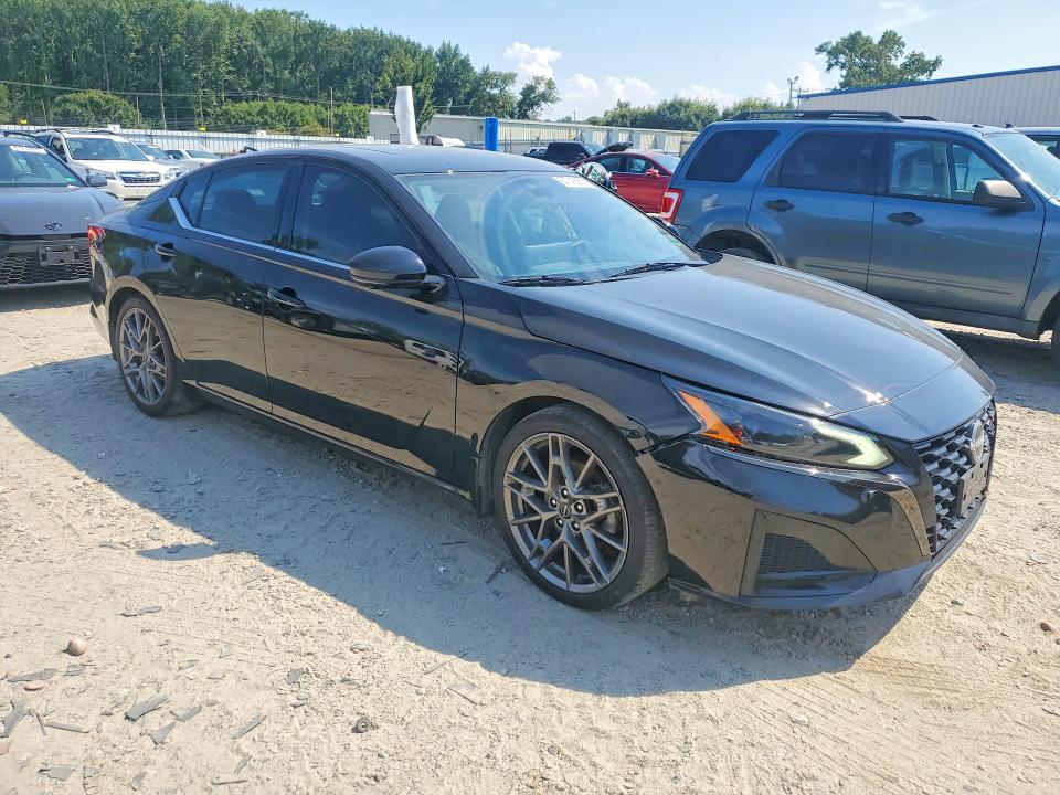 Продажа на аукционе авто 2023 Nissan Altima, vin: 1N4AL4CV0PN302076, номер лота: 67743556