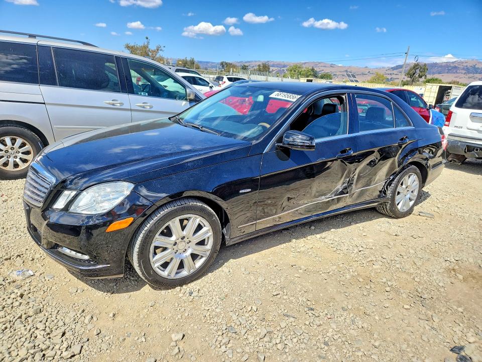 68195856 :رقم المزاد ، WDDHF5KBXCA605225 vin ، 2012 Mercedes-benz E مزاد بيع