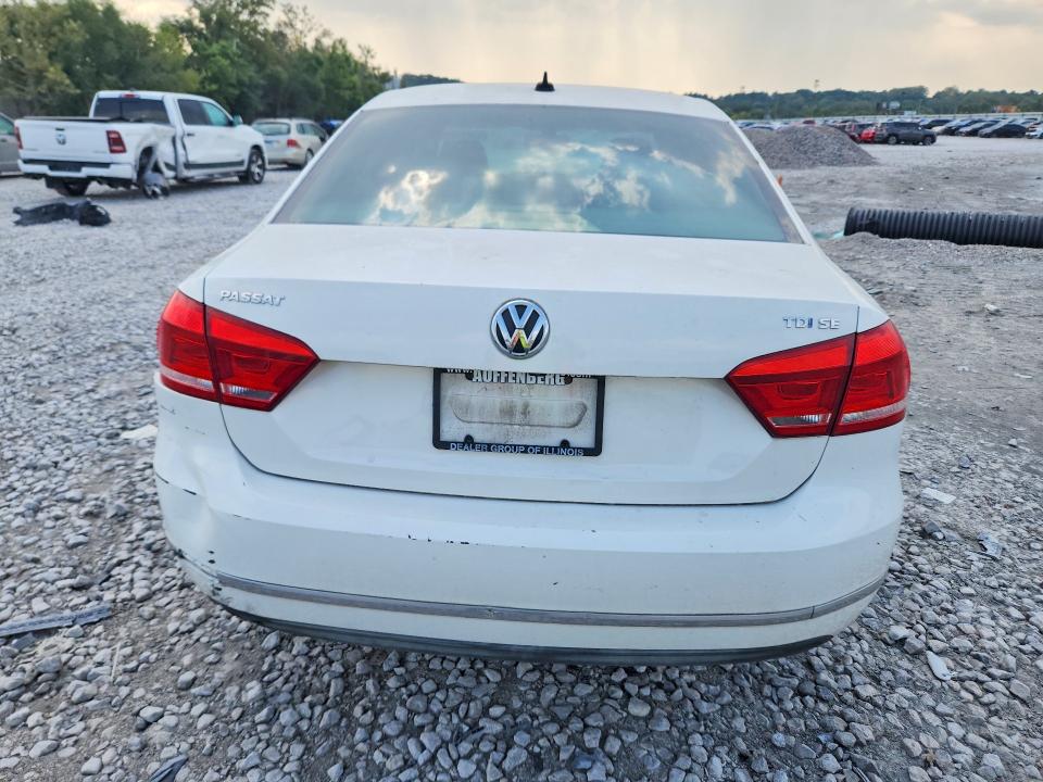 68292626 :رقم المزاد ، 1VWBN7A37EC099530 vin ، 2014 Volkswagen Passat مزاد بيع