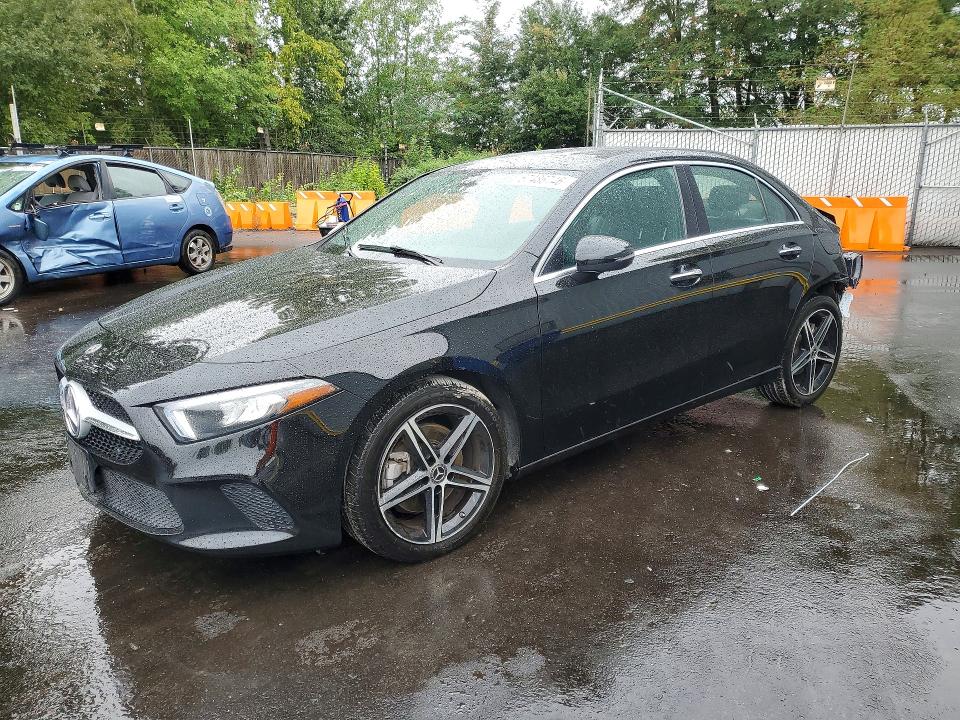 2019 Mercedes-benz A მანქანა იყიდება აუქციონზე, vin: WDD3G4FBXKW035417, აუქციონის ნომერი: 67486746