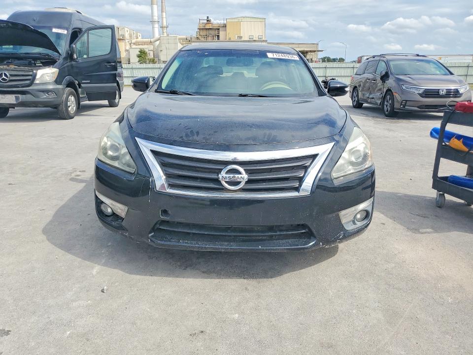 Продажа на аукционе авто 2013 Nissan Altima, vin: 1N4BL3AP0DN437850, номер лота: 71248936