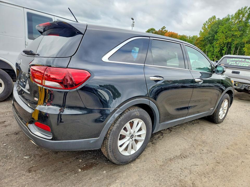 71203786 :رقم المزاد ، 5XYPGDA31KG551819 vin ، 2019 Kia Sorento مزاد بيع