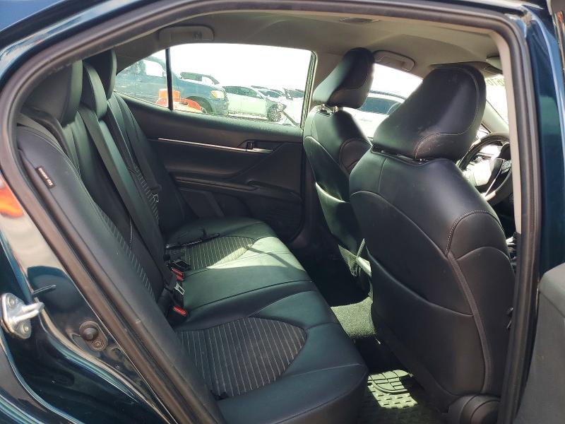 69112616 :رقم المزاد ، 4T1G11AK1MU545054 vin ، 2021 Toyota Camry مزاد بيع
