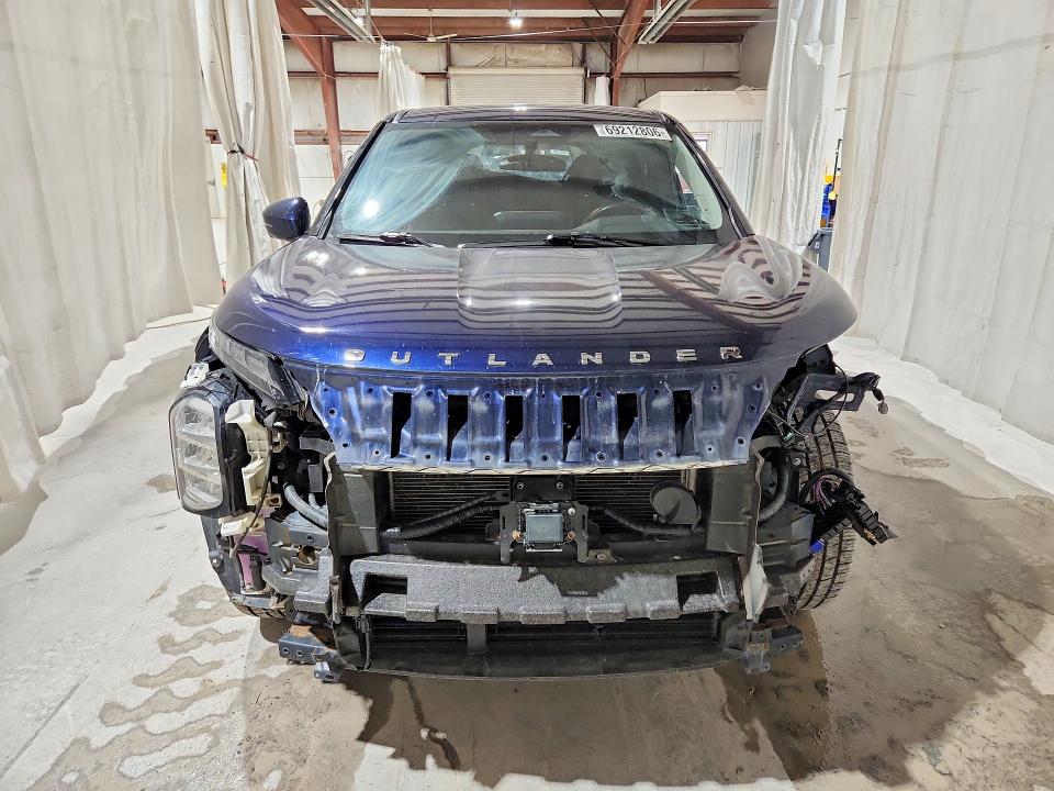 69212806 :رقم المزاد ، JA4J4UA84NZ037442 vin ، 2022 Mitsubishi Outlander مزاد بيع