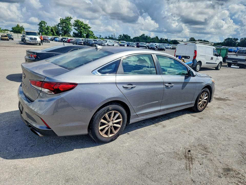 2019 Hyundai Sonata მანქანა იყიდება აუქციონზე, vin: 5NPE24AF9KH761464, აუქციონის ნომერი: 67652746