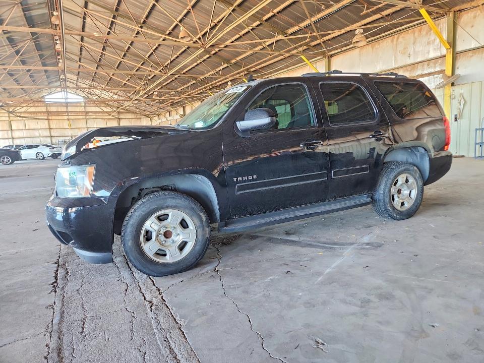 70545786 :رقم المزاد ، 1GNSCAE03DR212110 vin ، 2013 Chevrolet Tahoe مزاد بيع