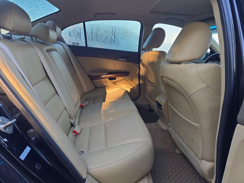 68105806 :رقم المزاد ، 1HGCP2F83AA093420 vin ، 2010 Honda Accord مزاد بيع