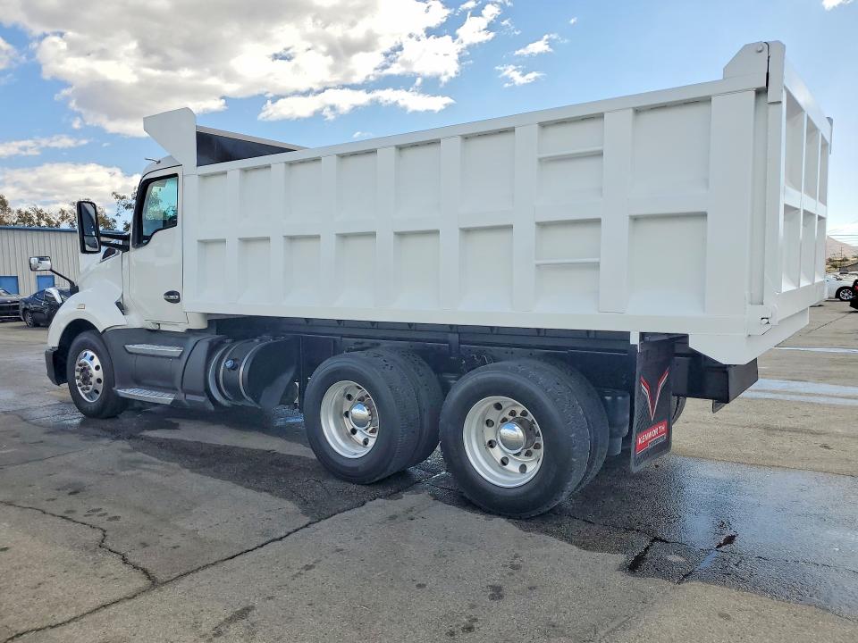 2017 Kenworth T680 მანქანა იყიდება აუქციონზე, vin: 1XKYA48X2HJ160397, აუქციონის ნომერი: 71040416