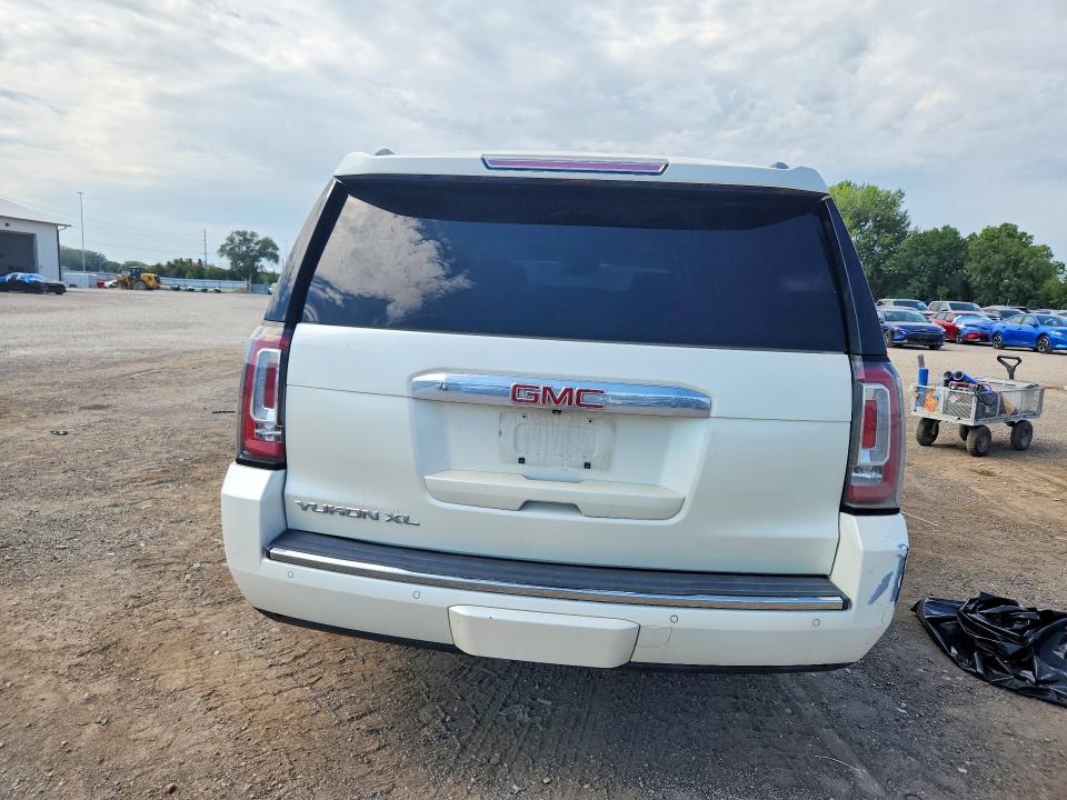67850876 :رقم المزاد ، 1GKS2JKJ8FR663131 vin ، 2015 Gmc Yukon Xl مزاد بيع
