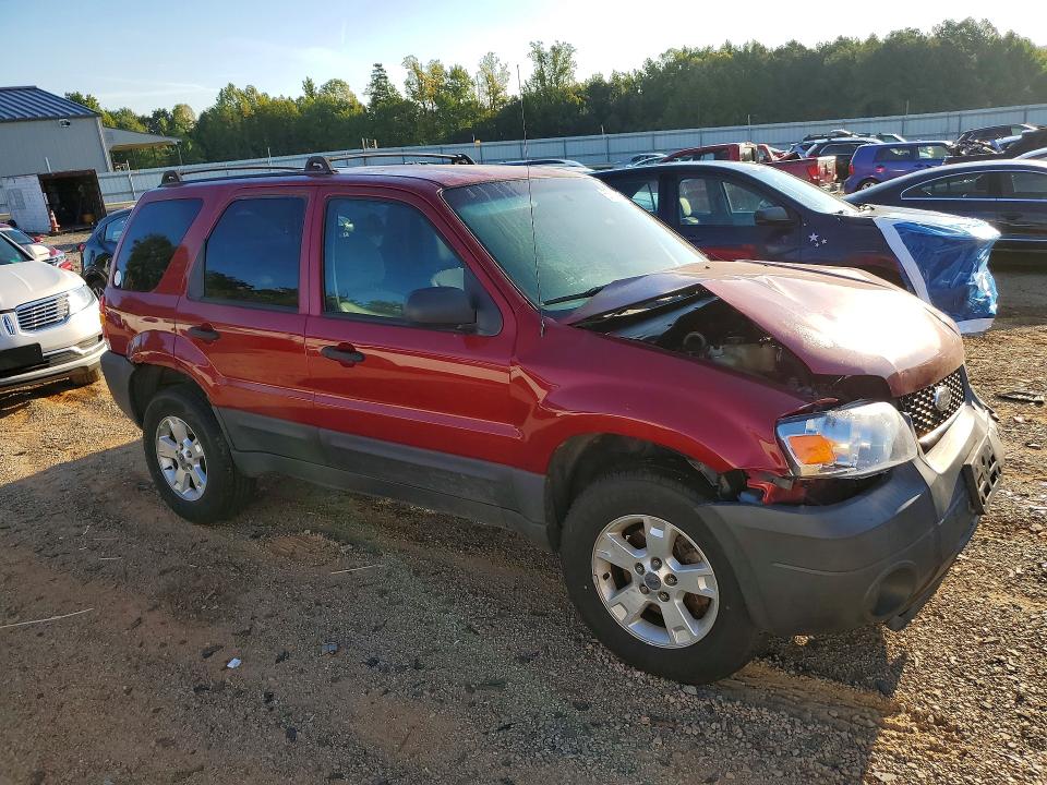 67872086 :رقم المزاد ، 1FMYU93116KB35089 vin ، 2006 Ford Escape مزاد بيع