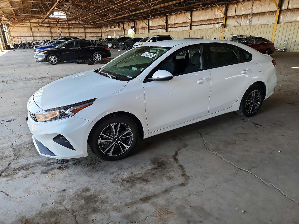 67467096 :رقم المزاد ، 3KPF24AD4RE701674 vin ، 2024 Kia Forte مزاد بيع