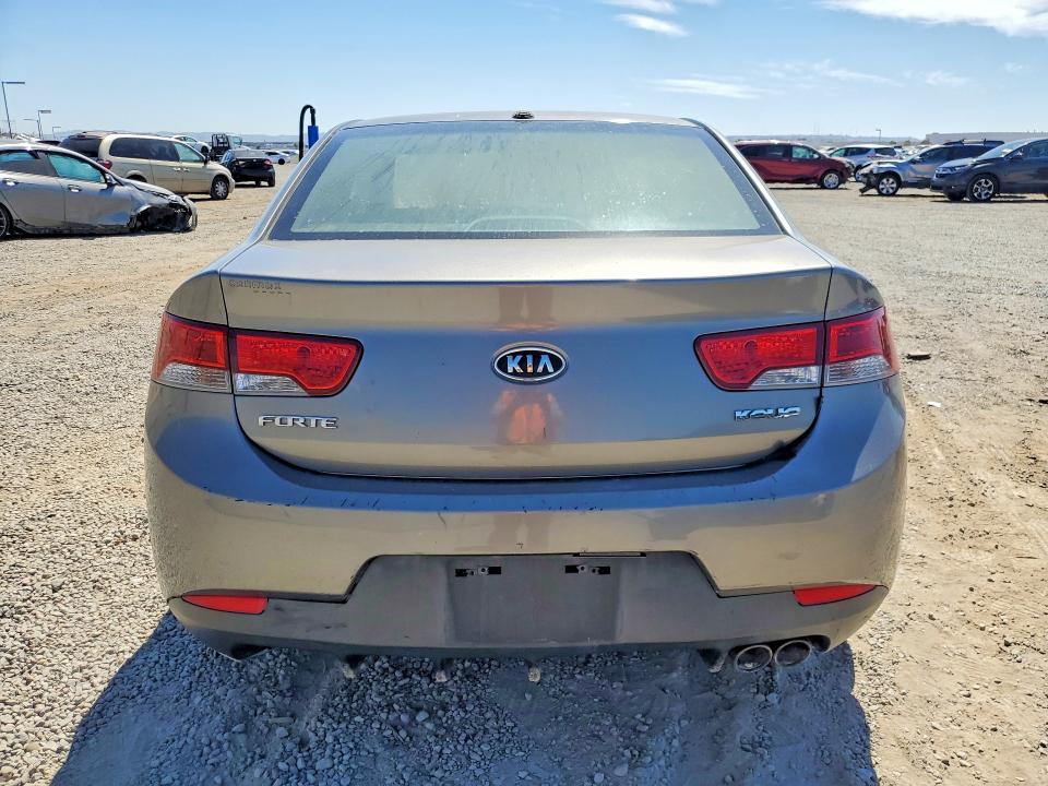 67213566 :رقم المزاد ، KNAFU6A2XB5355276 vin ، 2011 Kia Forte Koup مزاد بيع