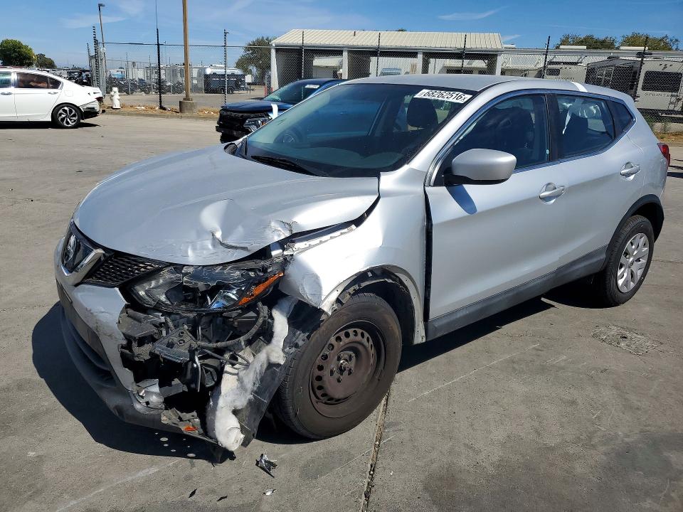 Продаж на аукціоні авто 2018 Nissan Rogue Sport, vin: JN1BJ1CR6JW264329, номер лоту: 68262516