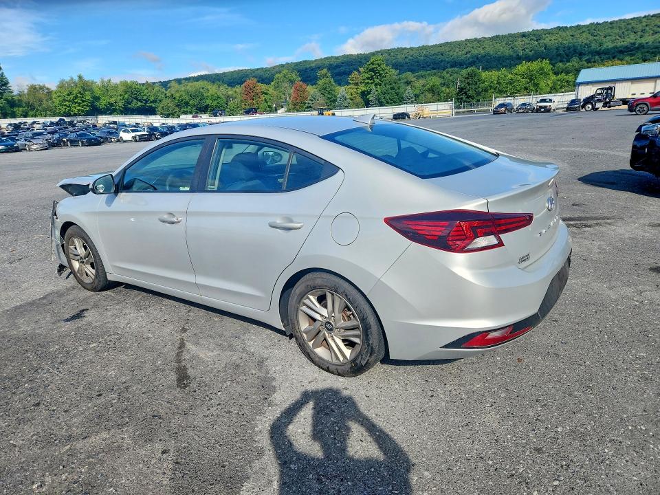 2020 Hyundai Elantra მანქანა იყიდება აუქციონზე, vin: 5NPD84LF6LH511429, აუქციონის ნომერი: 69750296