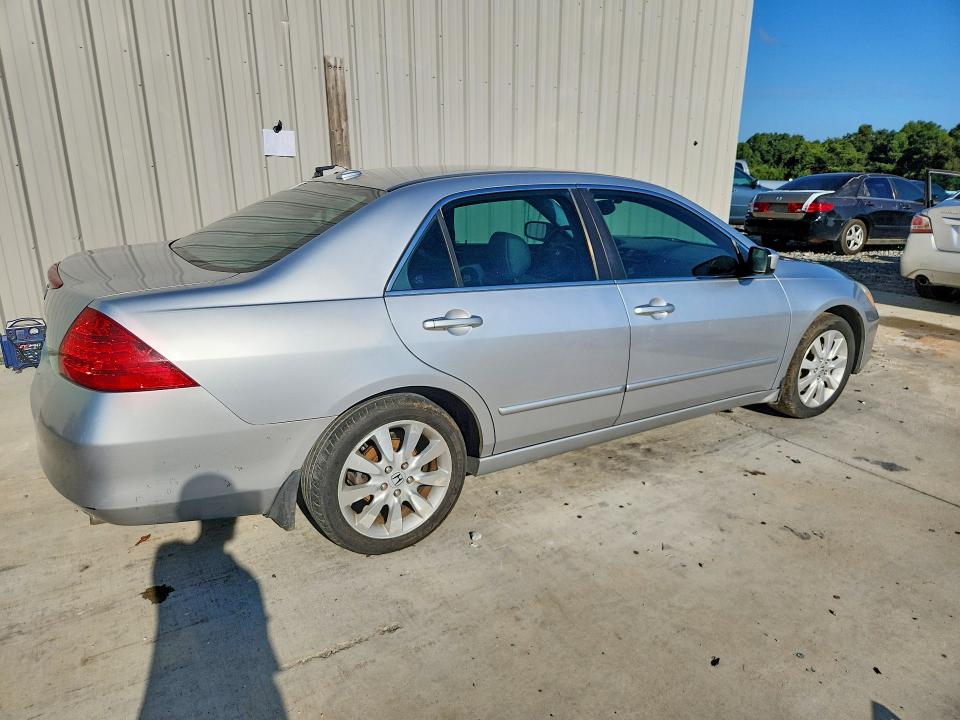 2007 Honda Accord მანქანა იყიდება აუქციონზე, vin: 1HGCM66527A021655, აუქციონის ნომერი: 68189606