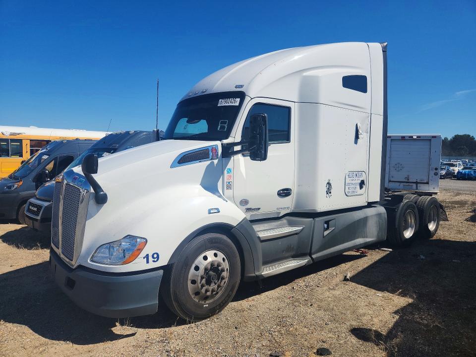 2020 Kenworth T680 მანქანა იყიდება აუქციონზე, vin: 1XKYDP9X6LJ398141, აუქციონის ნომერი: 67902426
