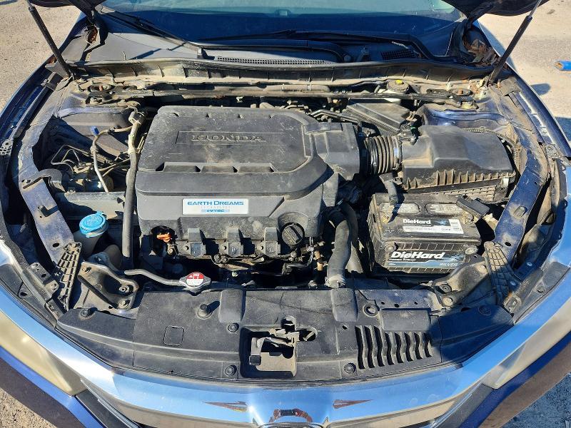 Auction sale of the 2016 Honda Accord, vin: 1HGCR3F82GA008169, lot number: 69095966
