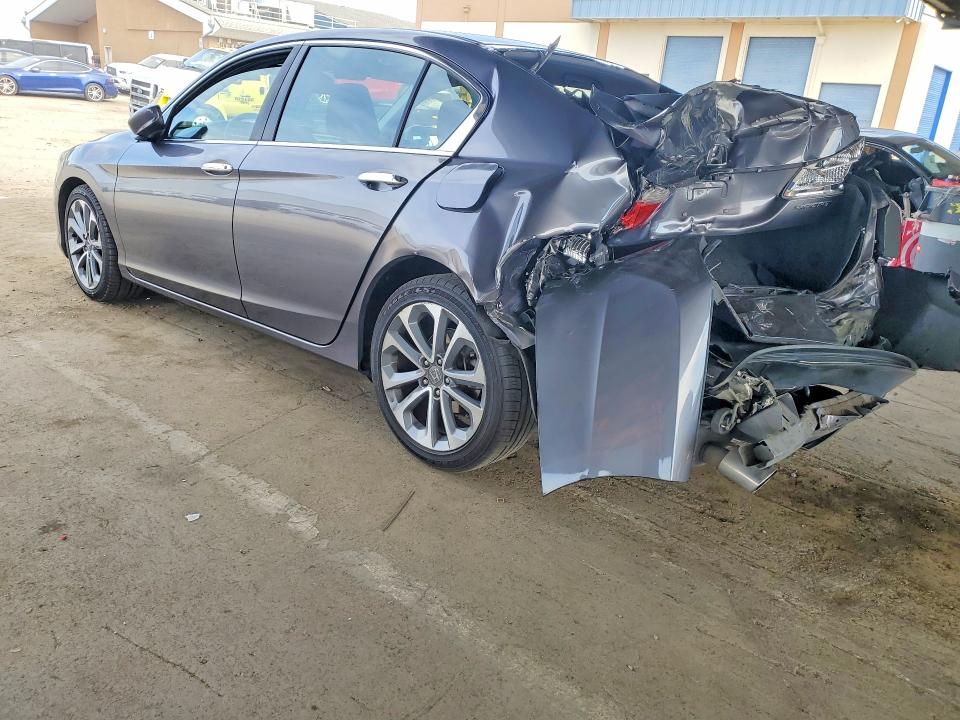 Продажа на аукционе авто 2014 Honda Accord, vin: 1HGCR2F59EA269585, номер лота: 70369956