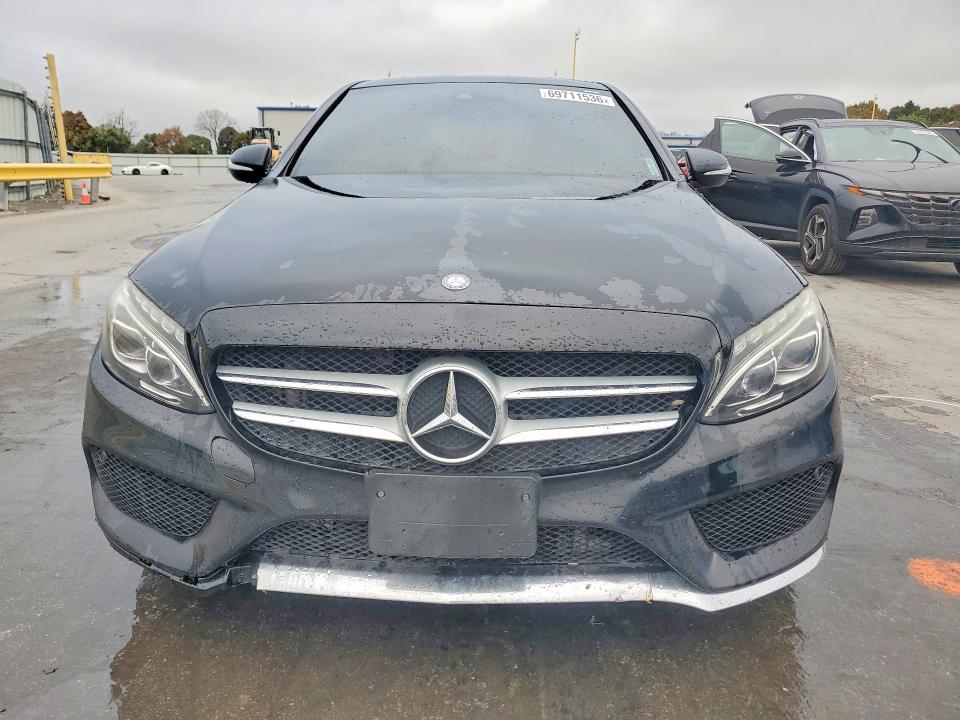 2015 Mercedes-benz C მანქანა იყიდება აუქციონზე, vin: 55SWF4KB7FU012847, აუქციონის ნომერი: 69711536