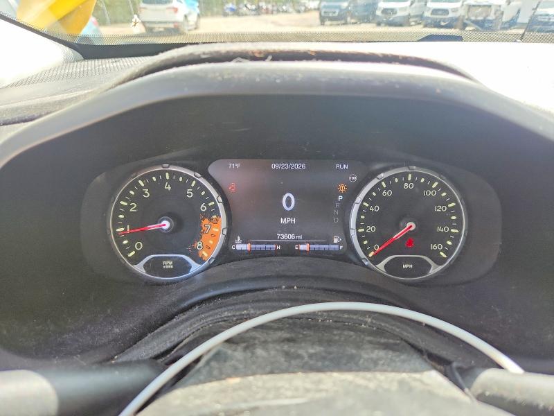 2017 Jeep Renegade მანქანა იყიდება აუქციონზე, vin: ZACCJBCB9HPF60480, აუქციონის ნომერი: 68854056