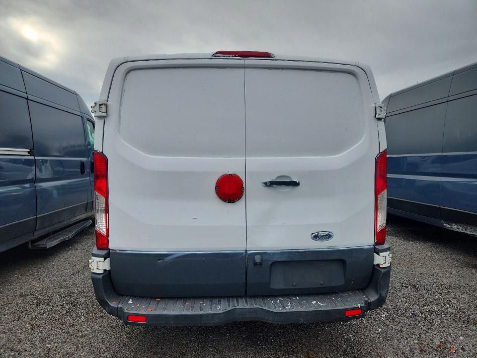 67757036 :رقم المزاد ، 1FTYE1YM4GKB08542 vin ، 2016 Ford Transit مزاد بيع