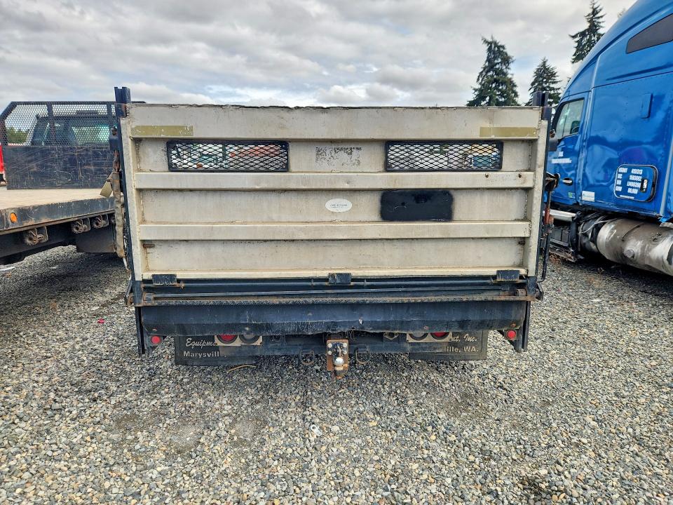 65503906 :رقم المزاد ، 1FDXF46F8YEE09762 vin ، 2000 Ford F450 مزاد بيع