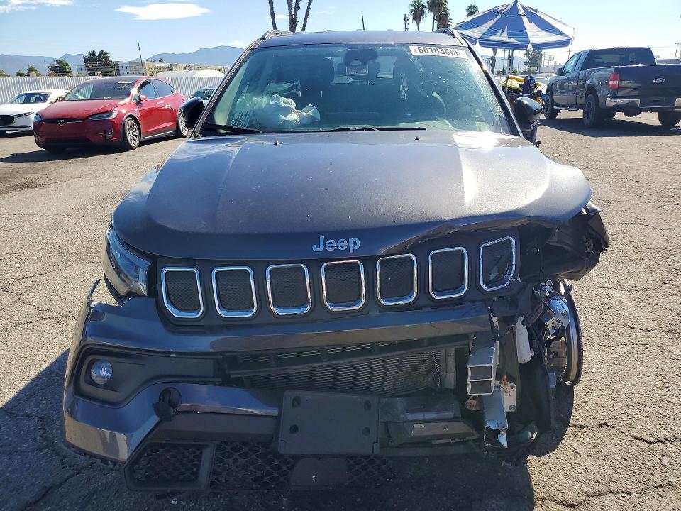 2022 Jeep Compass მანქანა იყიდება აუქციონზე, vin: 3C4NJDBB2NT184005, აუქციონის ნომერი: 68183886