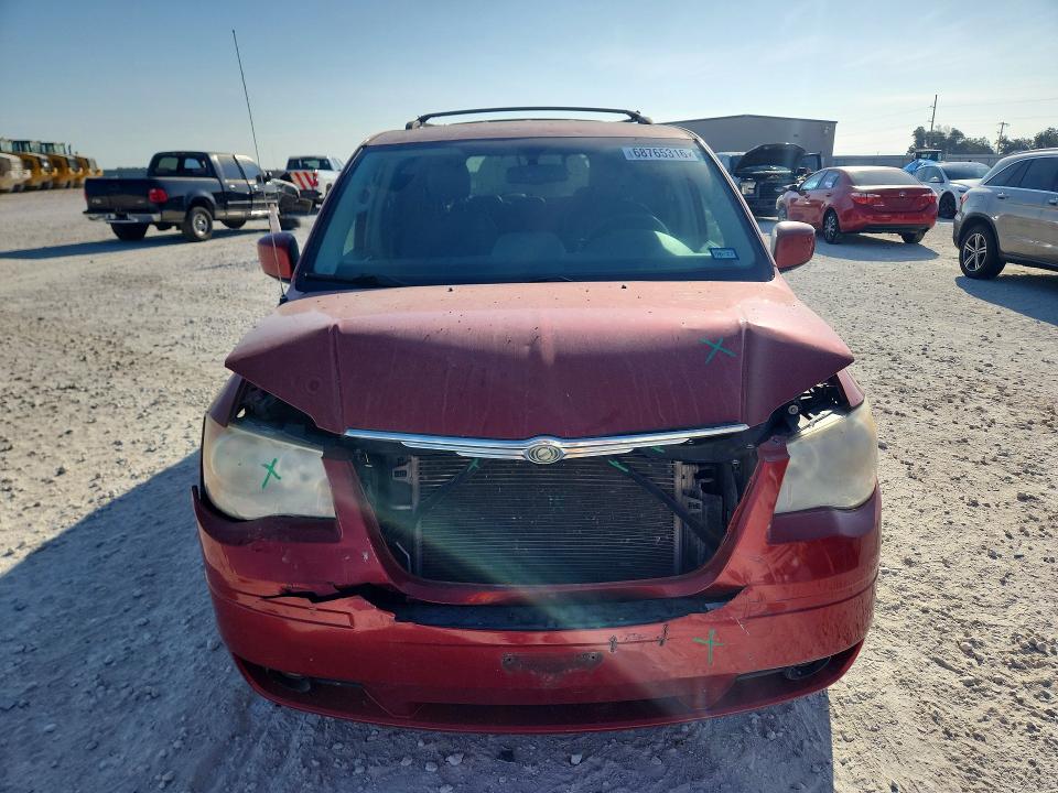 2010 Chrysler Town & Country მანქანა იყიდება აუქციონზე, vin: 2A4RR5D10AR134019, აუქციონის ნომერი: 68765316