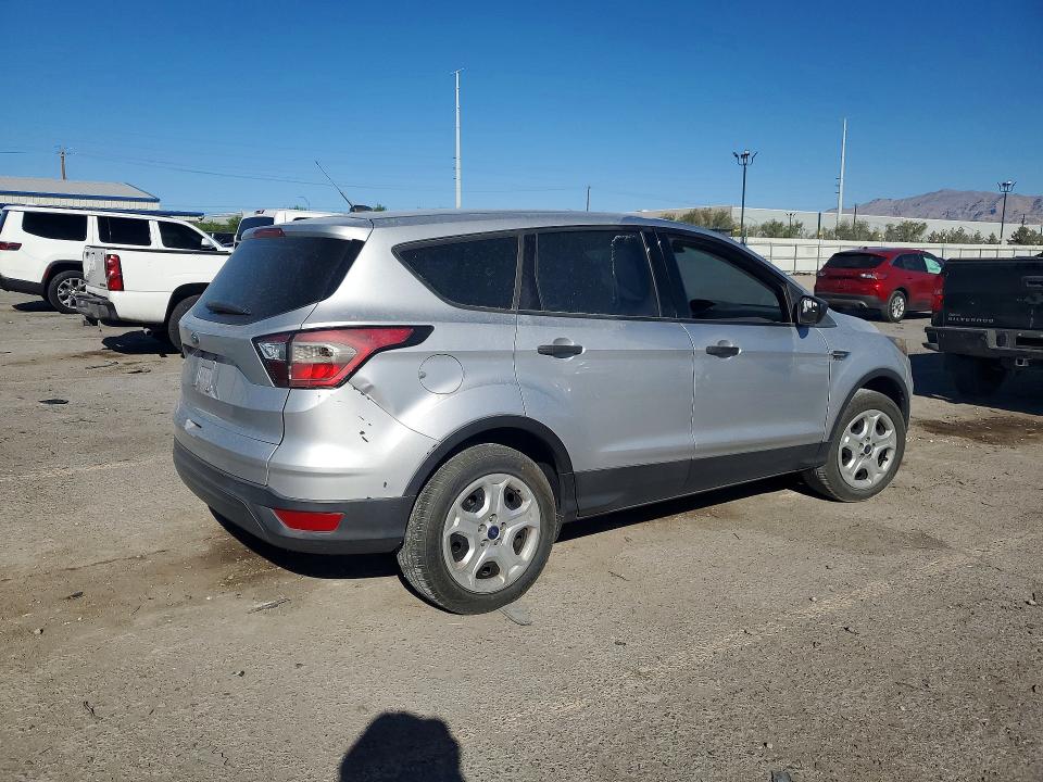 Продаж на аукціоні авто 2018 Ford Escape, vin: 1FMCU0F71JUA31494, номер лоту: 69736216