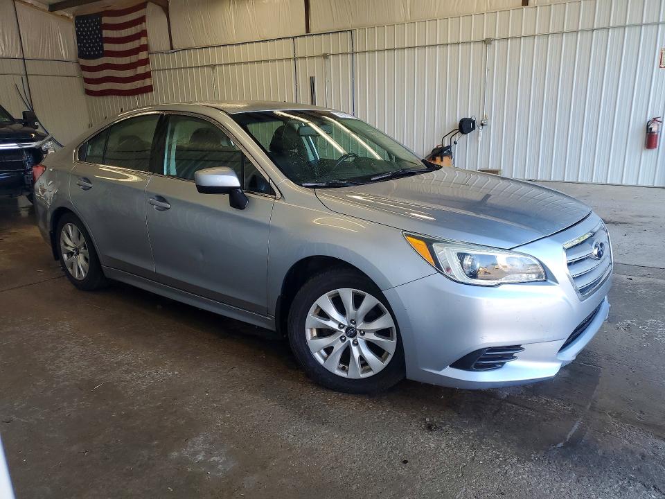 67927036 :رقم المزاد ، 4S3BNAC66F3055320 vin ، 2015 Subaru Legacy مزاد بيع