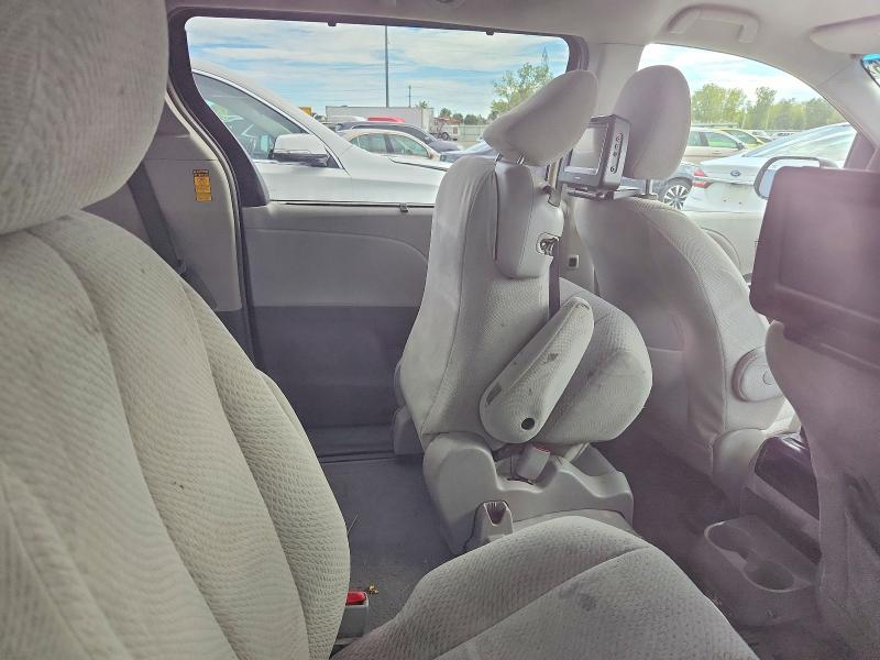 Продажа на аукционе авто 2014 Toyota Sienna, vin: 5TDKK3DC4ES508498, номер лота: 70665456