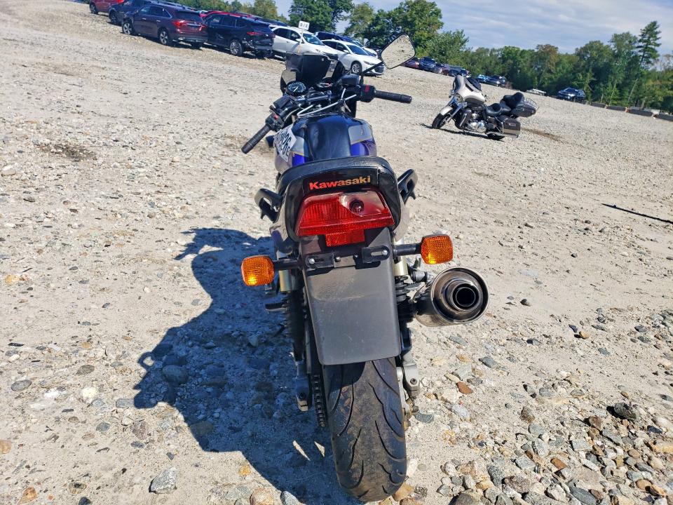 67453026 :رقم المزاد ، JKAZR9A171A009244 vin ، 2001 Kawasaki Zr1200 مزاد بيع