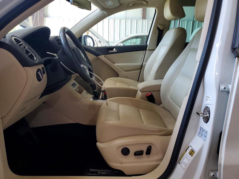 69093076 :رقم المزاد ، WVGBV7AX4GW585649         vin ، 2016 Volkswagen Tiguan مزاد بيع