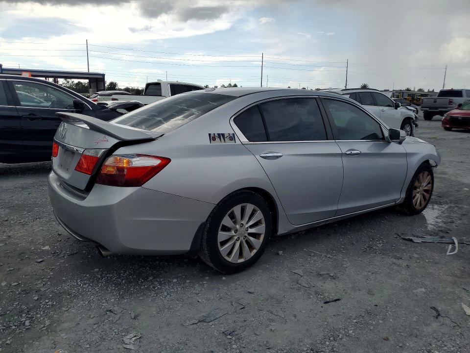 Продажа на аукционе авто 2013 Honda Accord, vin: 1HGCR2F87DA112615, номер лота: 68729426