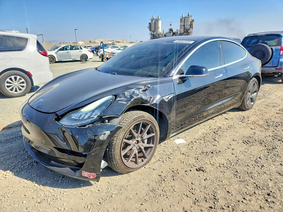Продаж на аукціоні авто 2020 Tesla Model 3, vin: 5YJ3E1EBXLF806643, номер лоту: 69562556
