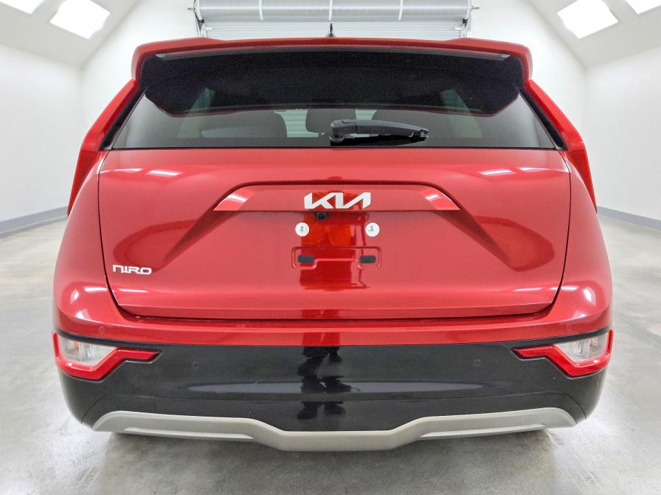Продаж на аукціоні авто 2023 Kia Niro, vin: KNDCR3L12P5027089, номер лоту: 69246016