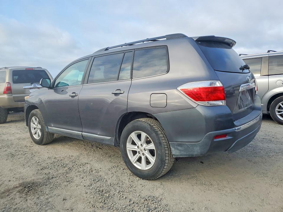 2012 Toyota Highlander მანქანა იყიდება აუქციონზე, vin: 5TDBK3EH8CS165217, აუქციონის ნომერი: 69041506